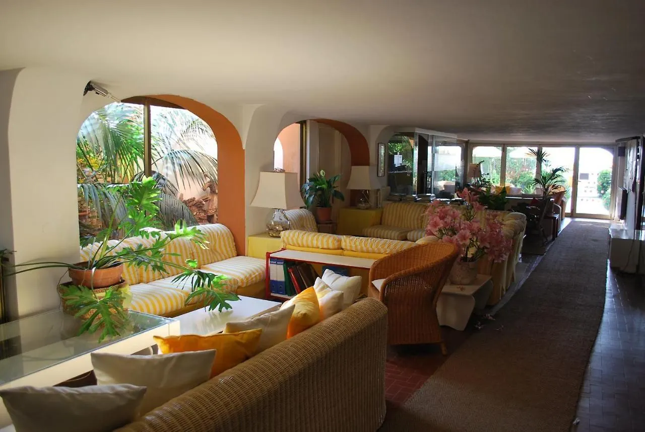 دْيانو مارينا Villa Marina Apartments 2*, دْيانو مارينا إيطاليا