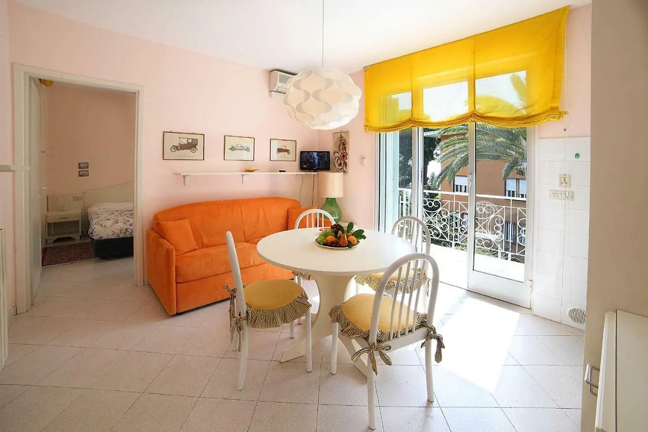 دْيانو مارينا Villa Marina Apartments