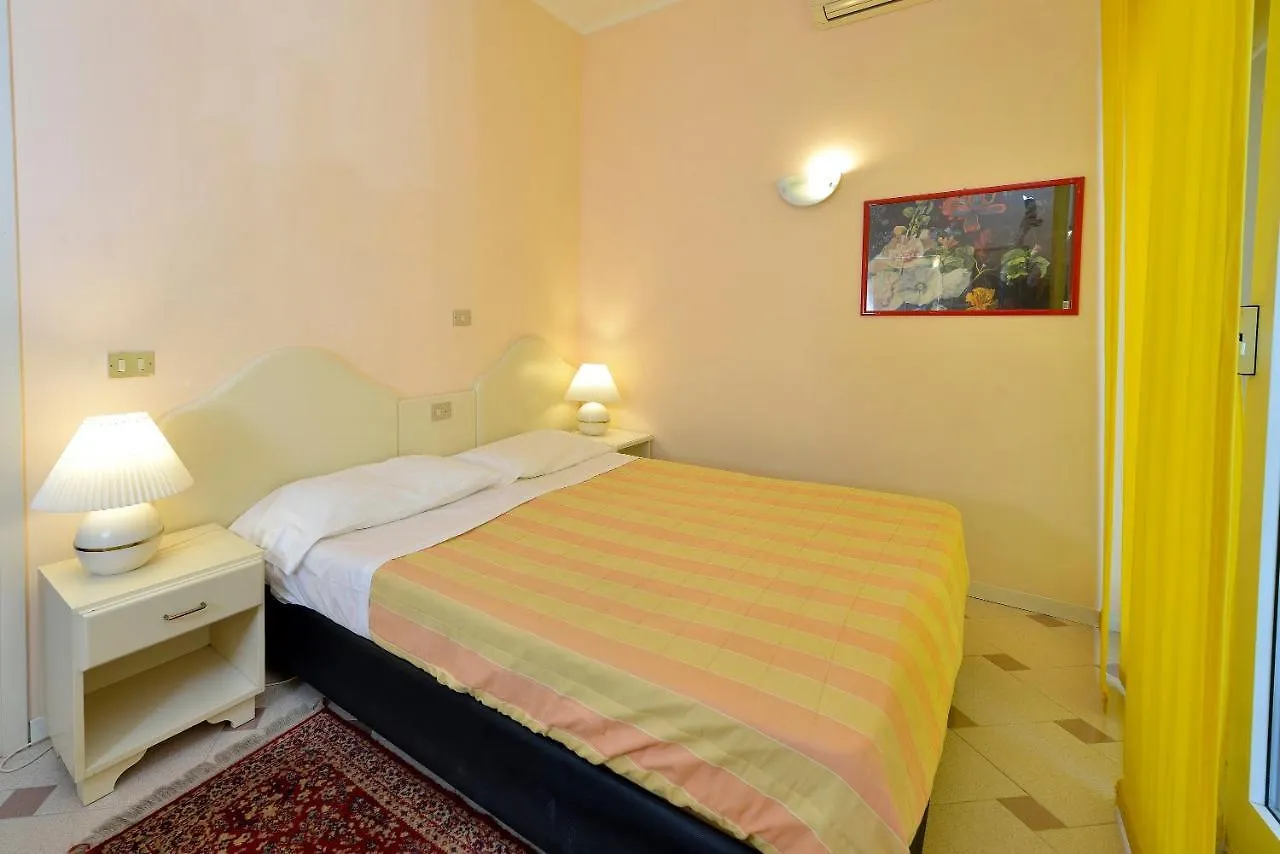 ** Aparthotel Villa Marina Apartments Diano Marina Italien