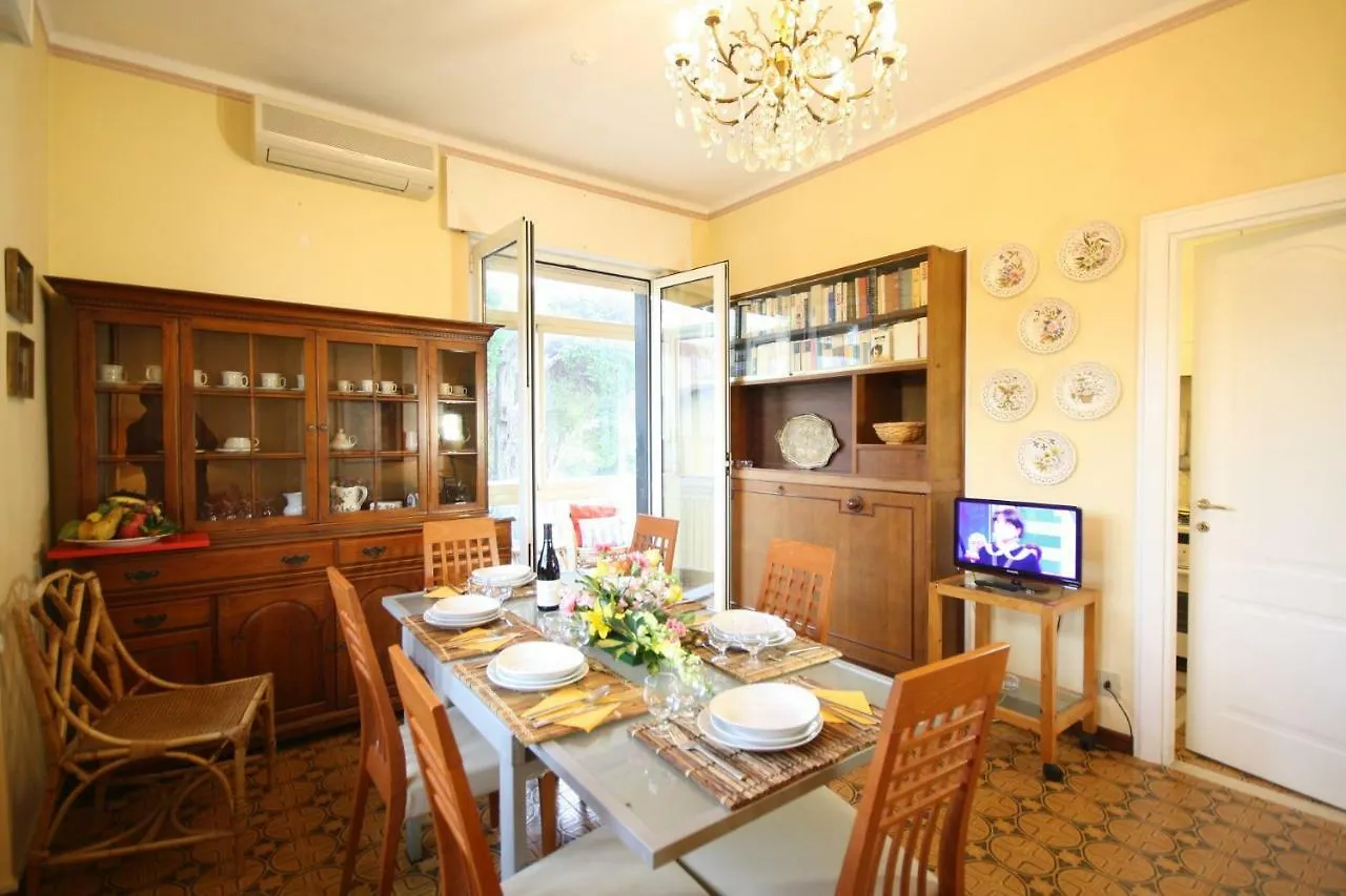 Aparthotel Villa Marina Apartments Diano Marina