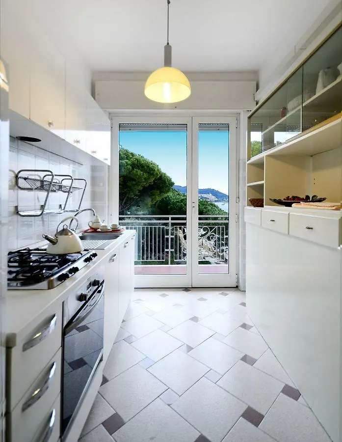 Villa Marina Apartments Diano Marina 2*,  Italien