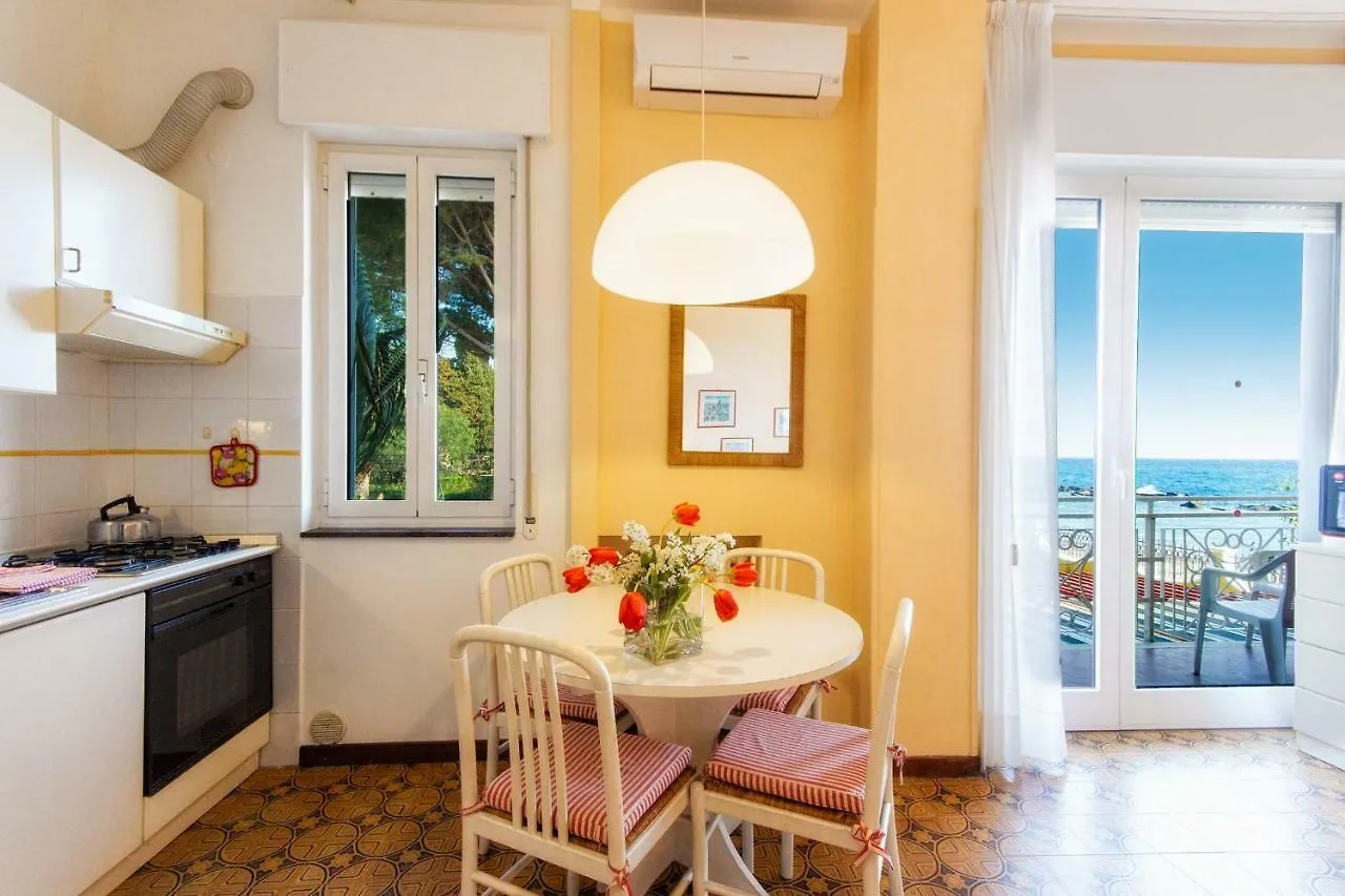Villa Marina Apartments Diano Marina