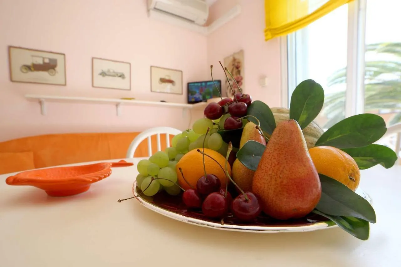 Aparthotel Villa Marina Apartments Diano Marina