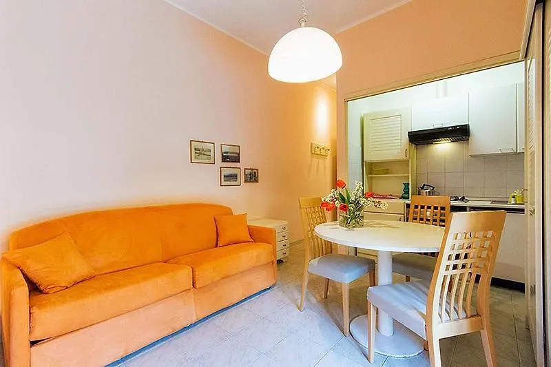 ** Aparthotel Villa Marina Apartments Diano Marina Italien